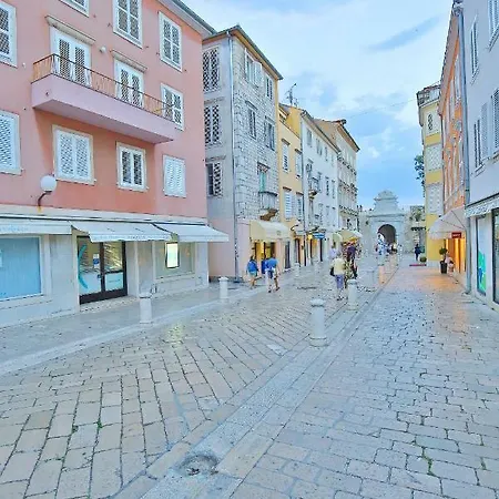 Bura I Jugo 4* Zadar